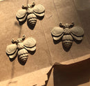 4"(W) x 3-1/2"(H) x 1/2"(Relief) - Bee Design - [Compo Material]